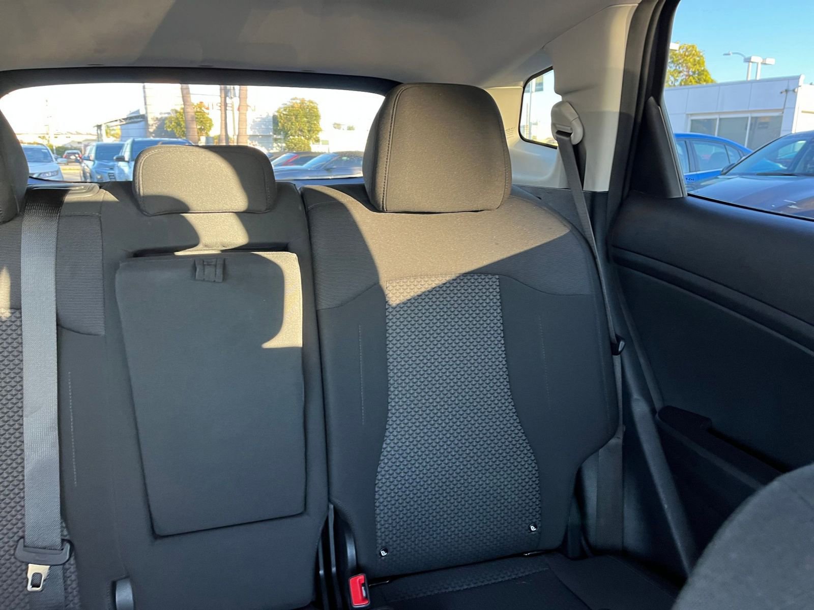 Used 2025 Kia Sportage LX FWD image 37