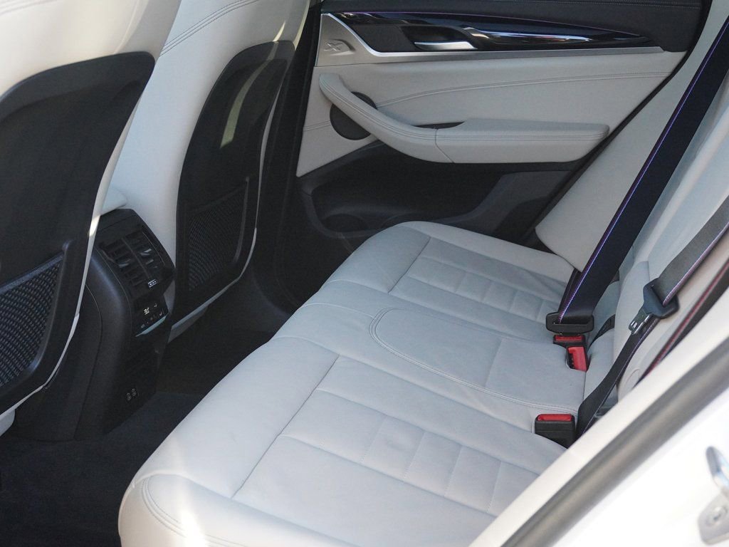 Used 2024 BMW X3 M40i w/ Premium Enhanced Package image 33