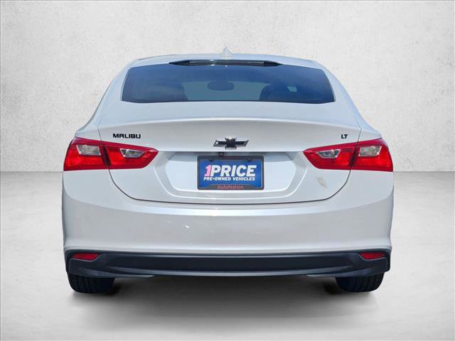 Used 2018 Chevrolet Malibu LT image 6