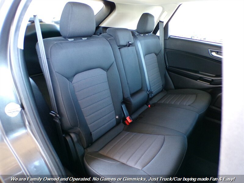 Used 2015 Ford Edge SE FWD image 23