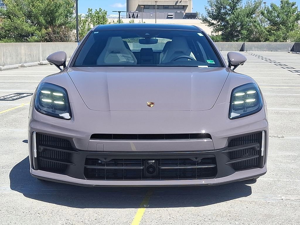 Used 2025 Porsche Panamera 4 image 6