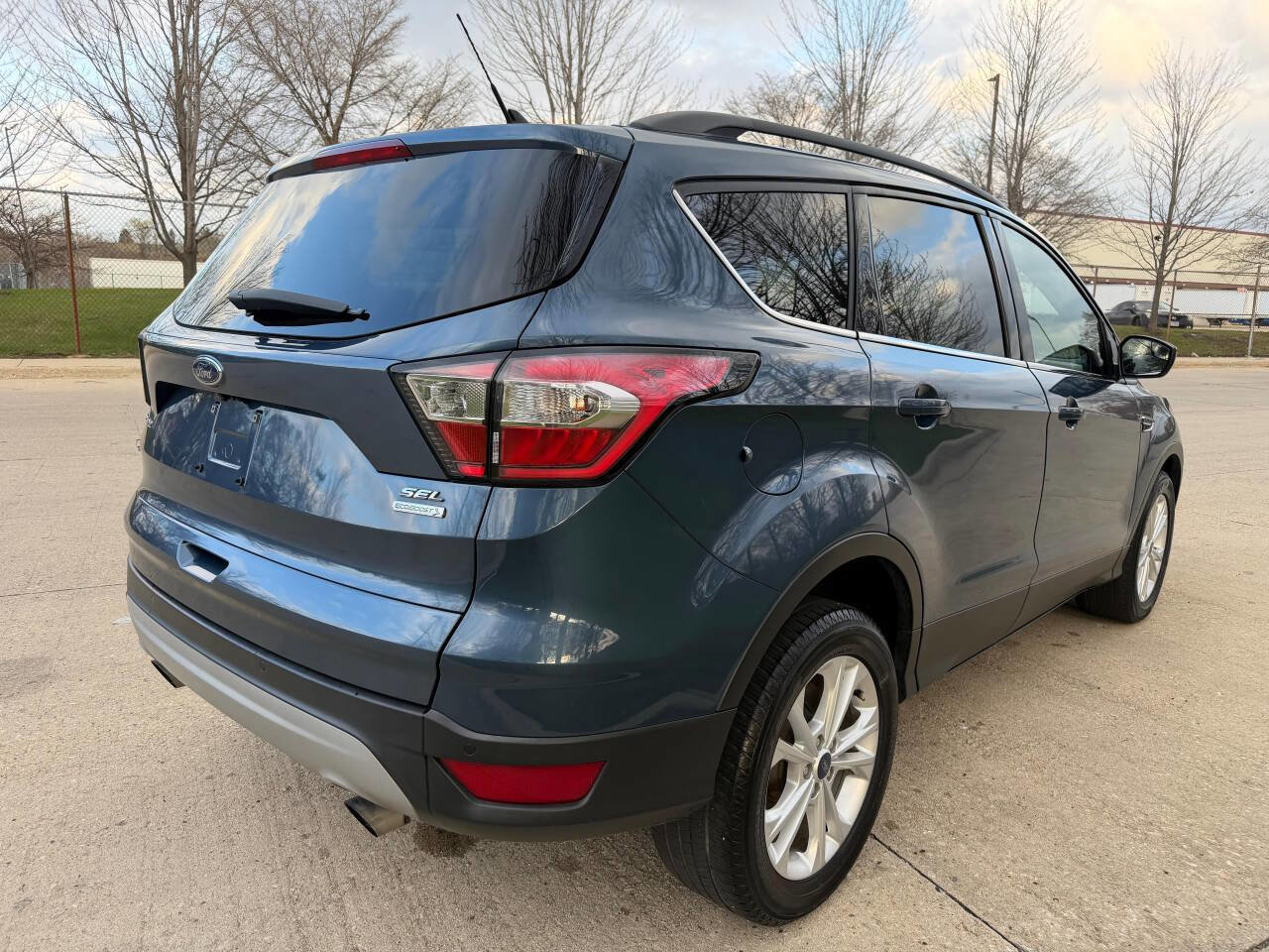 Used 2018 Ford Escape SEL image 7