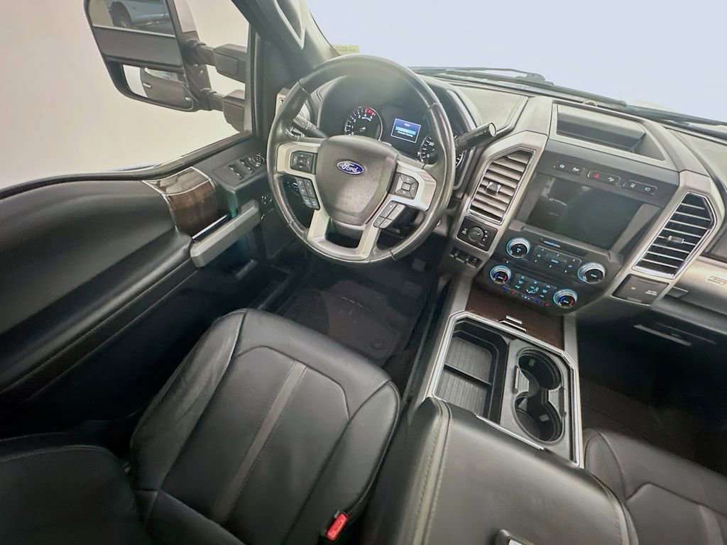 Used 2017 Ford F250 Platinum w/ Platinum Ultimate Package image 8
