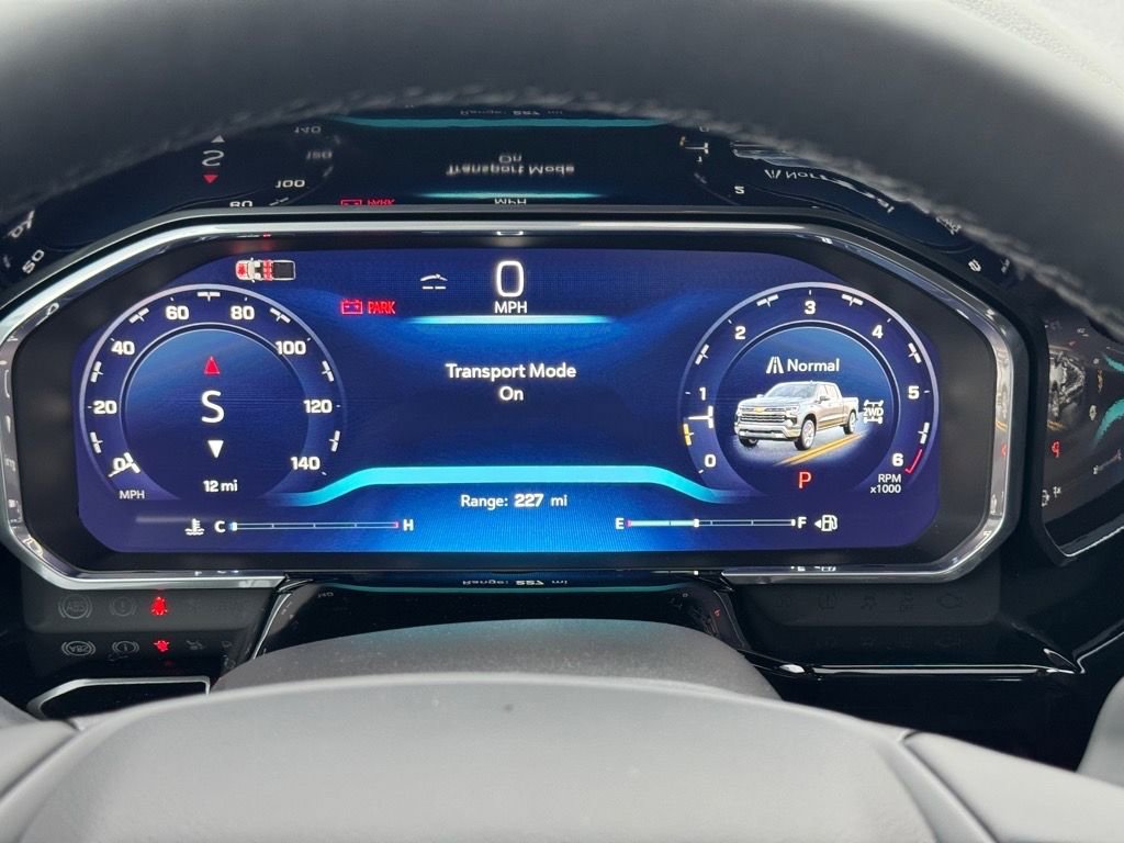 New 2026 Chevrolet Silverado 1500 LTZ w/ Technology Package image 16