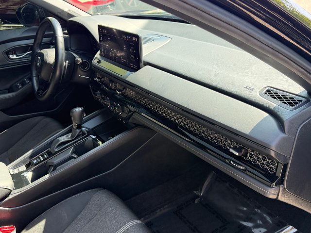 Used 2025 Honda Accord Sport image 19