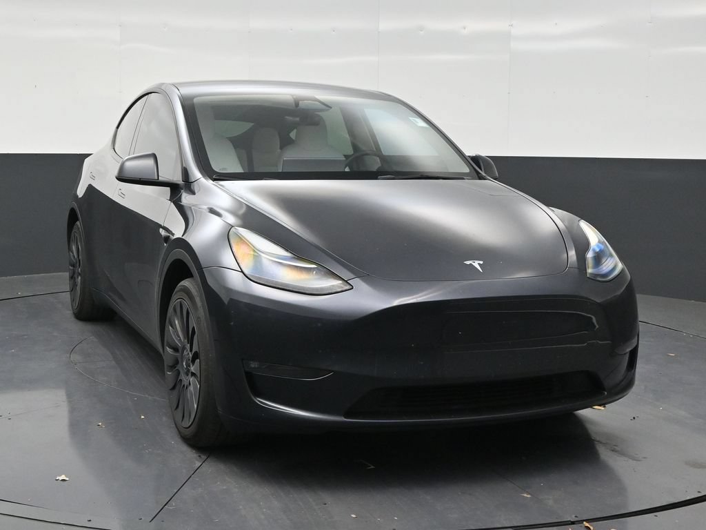 Used 2024 Tesla Model Y Long Range AWD/4WD image 7