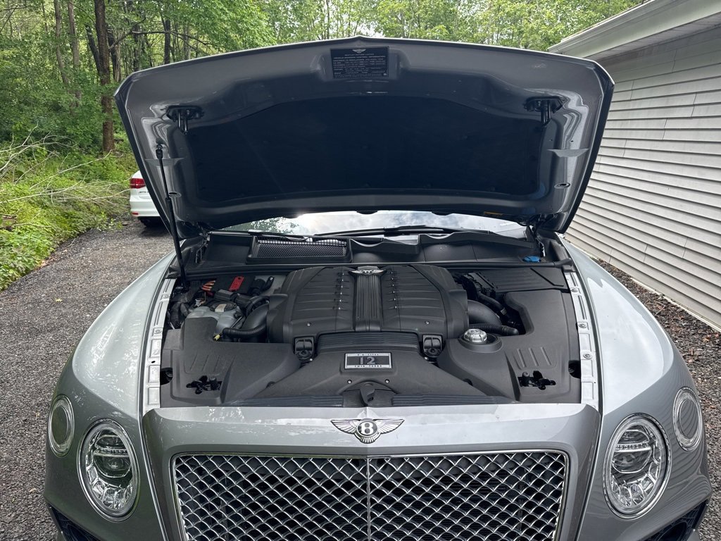 Used 2018 Bentley Bentayga Activity image 52