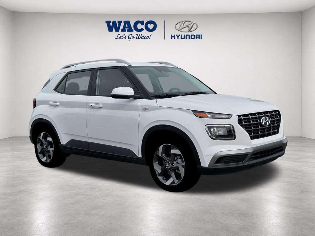 Used 2026 Hyundai Venue SEL FWD image 12
