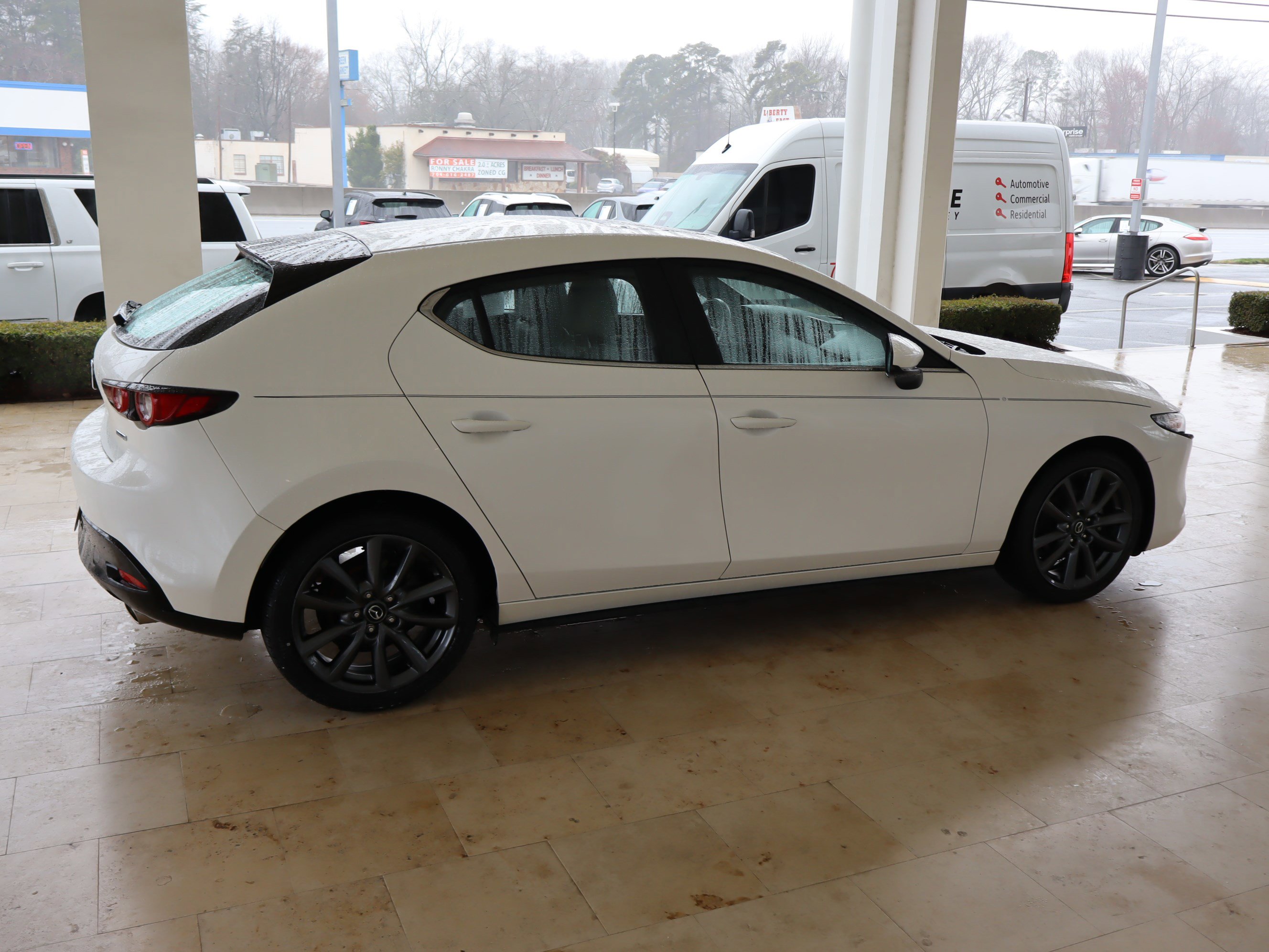 Used 2021 MAZDA MAZDA3 s image 11