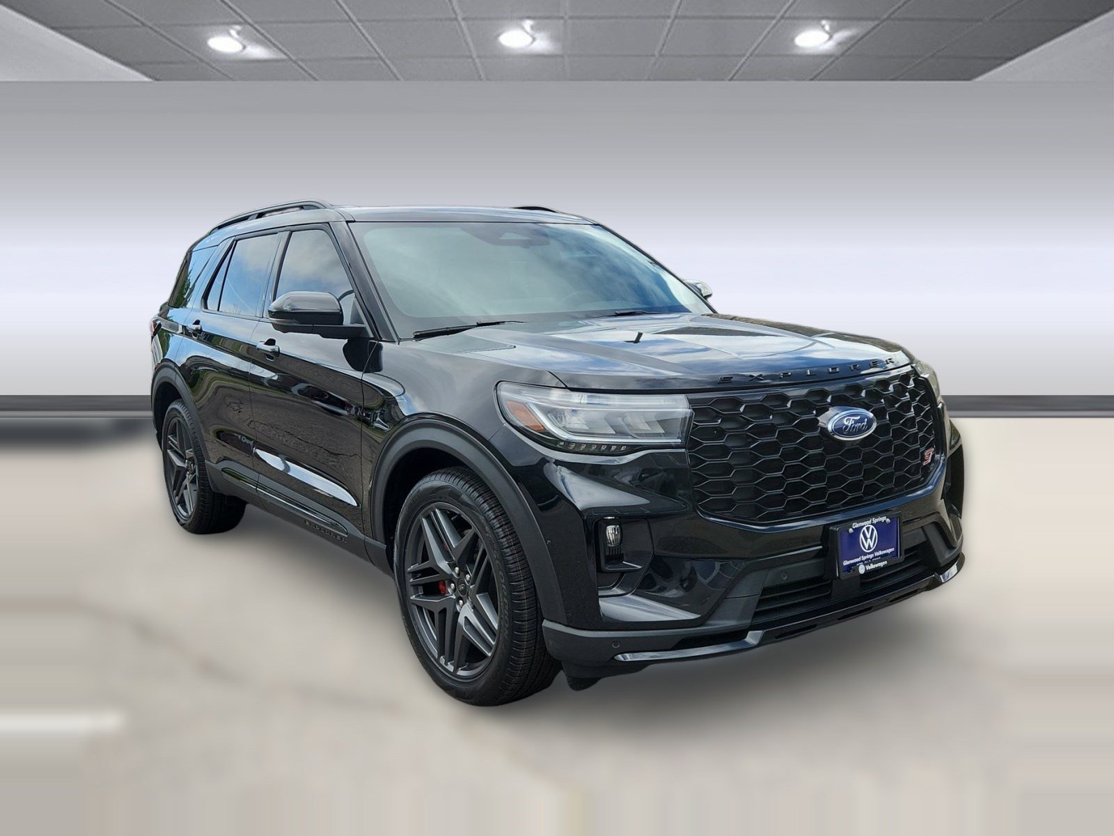 Used 2025 Ford Explorer ST AWD/4WD image 7