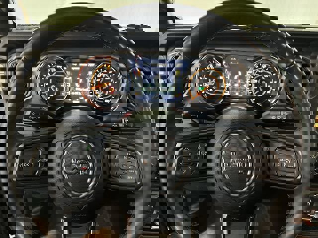 Used 2022 Jeep Gladiator Sport image 11