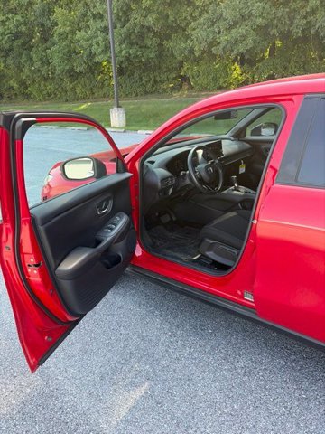 Used 2024 Honda HR-V Sport image 10