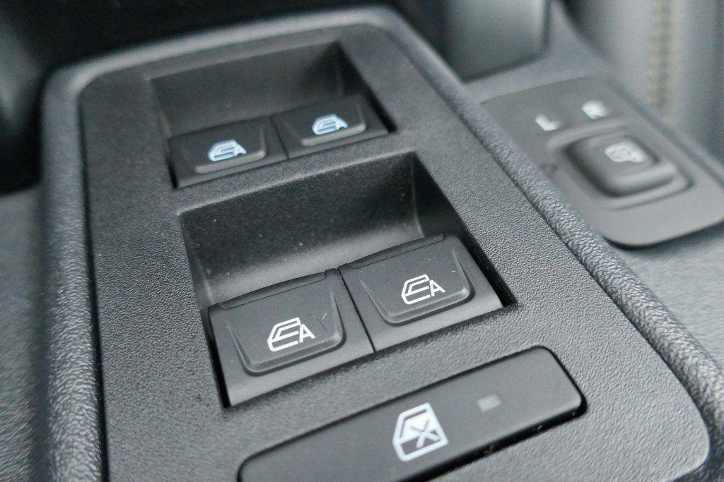 New 2025 Ford Bronco Badlands image 19