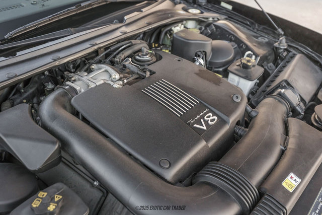 Used 2002 Ford Thunderbird Deluxe image 26