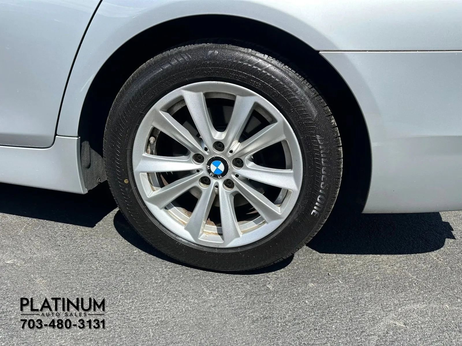 Used 2015 BMW 528i xDrive Sedan AWD/4WD image 24
