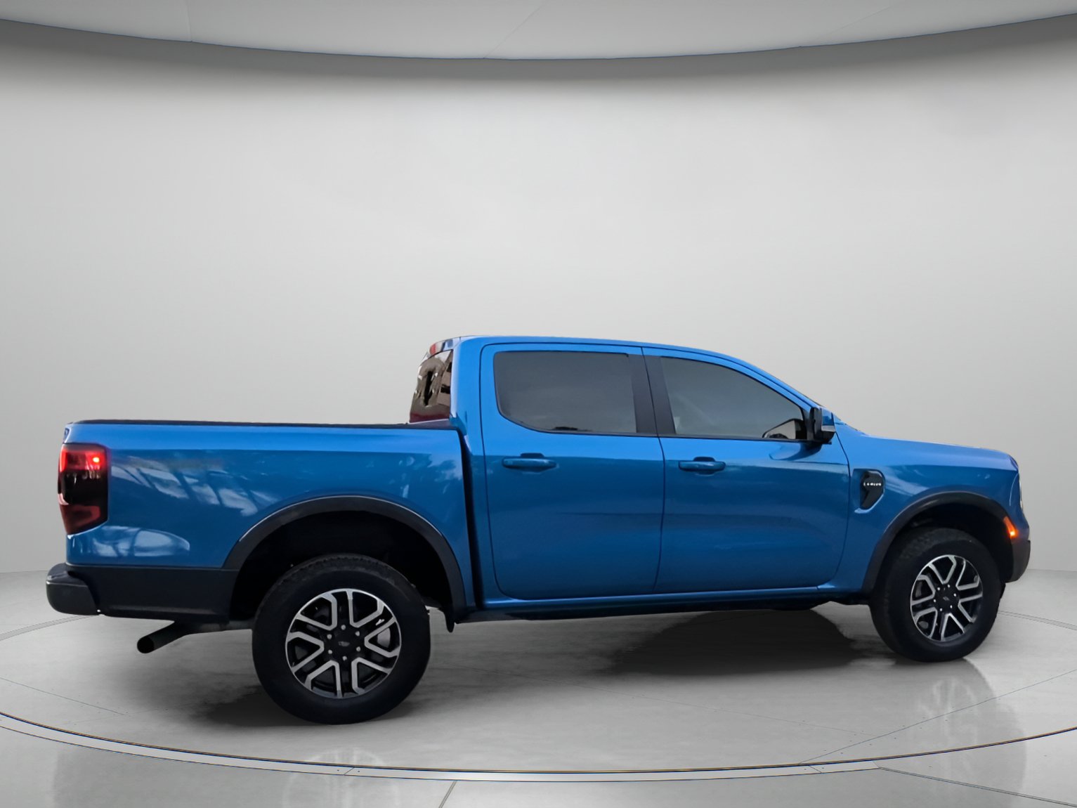 Used 2024 Ford Ranger Lariat w/ Trailer Tow Package RWD image 30