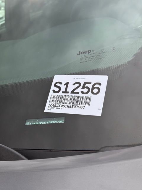 Certified 2024 Jeep Grand Cherokee L Laredo image 35