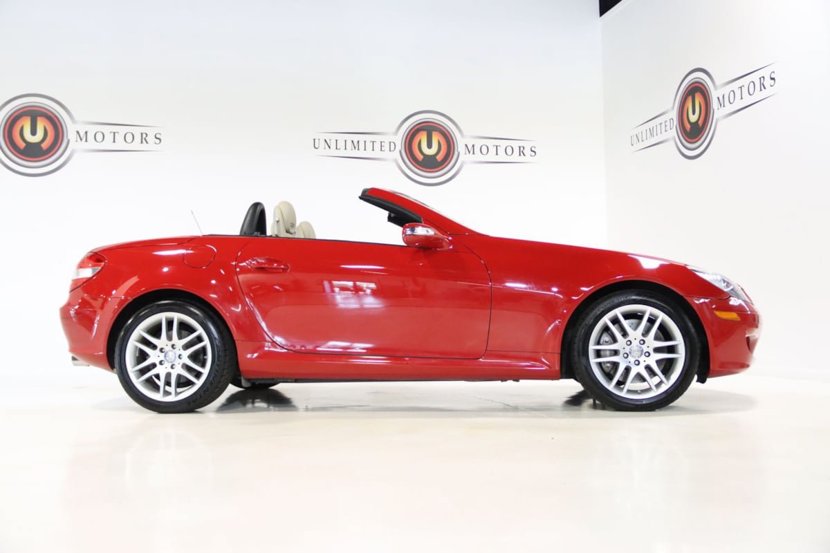Used 2008 Mercedes-Benz SLK 350 image 34