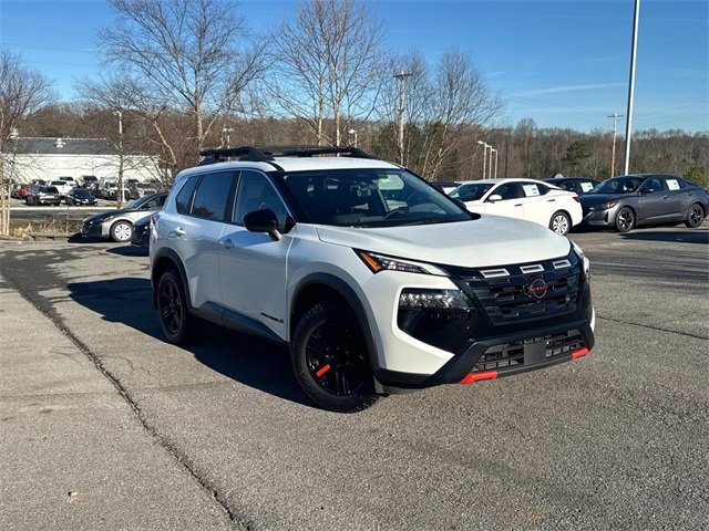 Used 2025 Nissan Rogue SV video 2