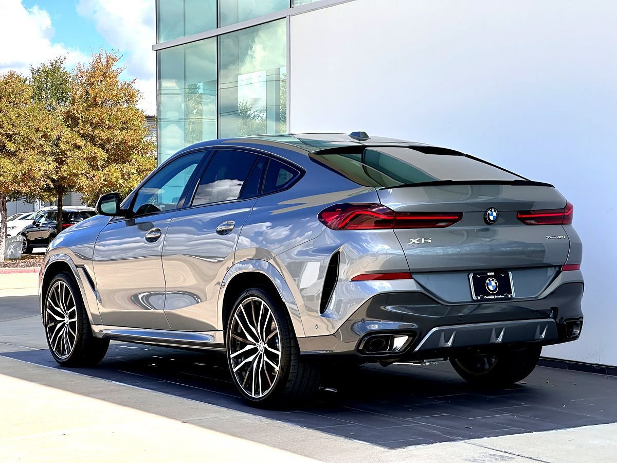 New 2026 BMW X6 xDrive40i w/ Climate Comfort Package image 7