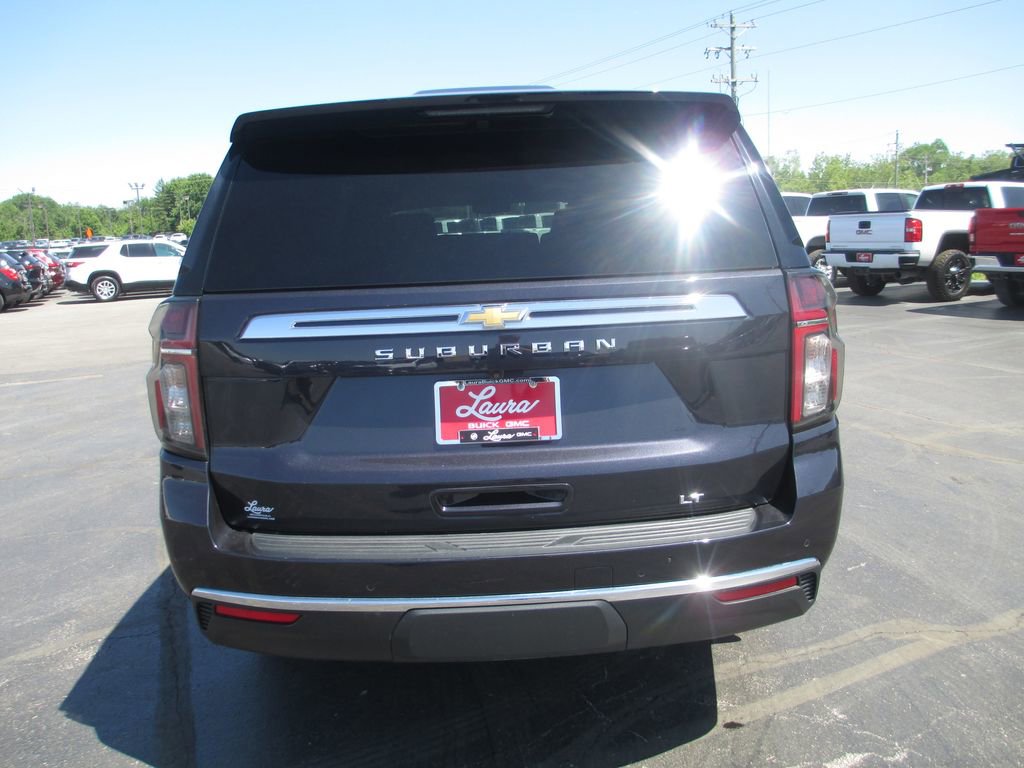 Used 2023 Chevrolet Suburban LT AWD/4WD image 7