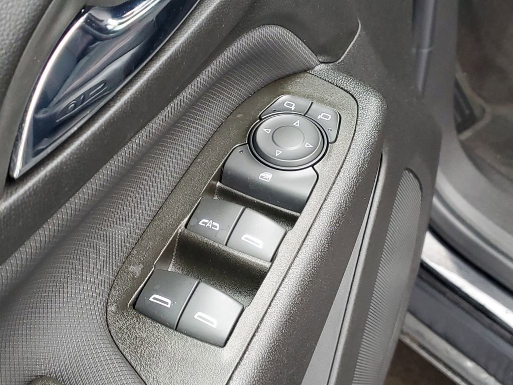 Certified 2023 Chevrolet Equinox RS image 21