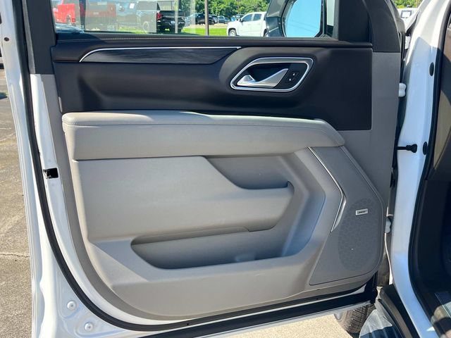Used 2023 GMC Yukon XL SLT w/ SLT Premium Package AWD/4WD image 33