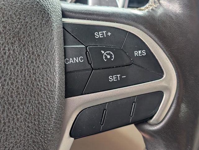 Used 2015 Jeep Grand Cherokee Overland RWD image 25
