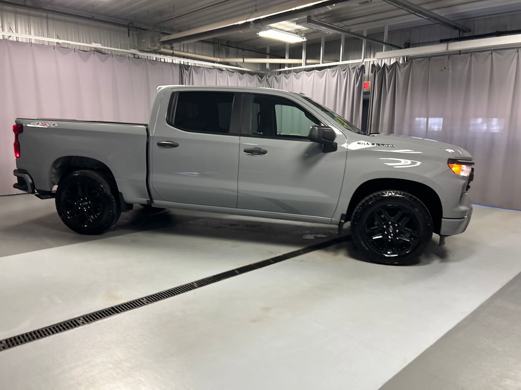Used 2024 Chevrolet Silverado 1500 Custom w/ LPO, Dark Essentials Package AWD/4WD image 8