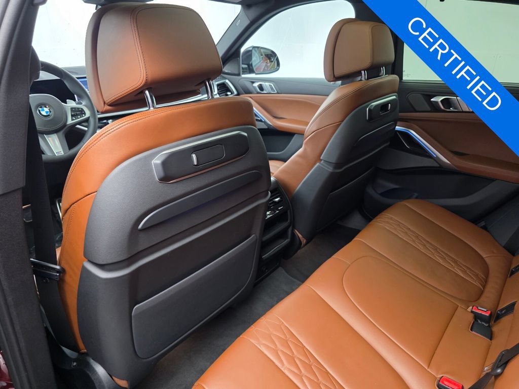 Certified 2025 BMW X6 xDrive40i w/ Executive Package AWD/4WD image 15