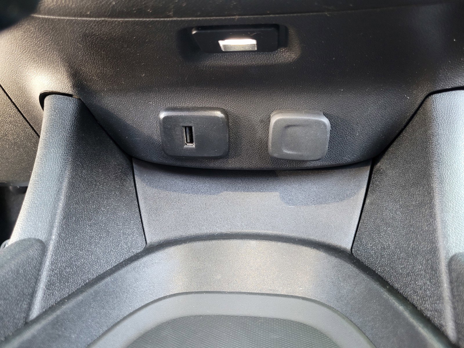 Used 2018 Chevrolet Malibu LS FWD image 19