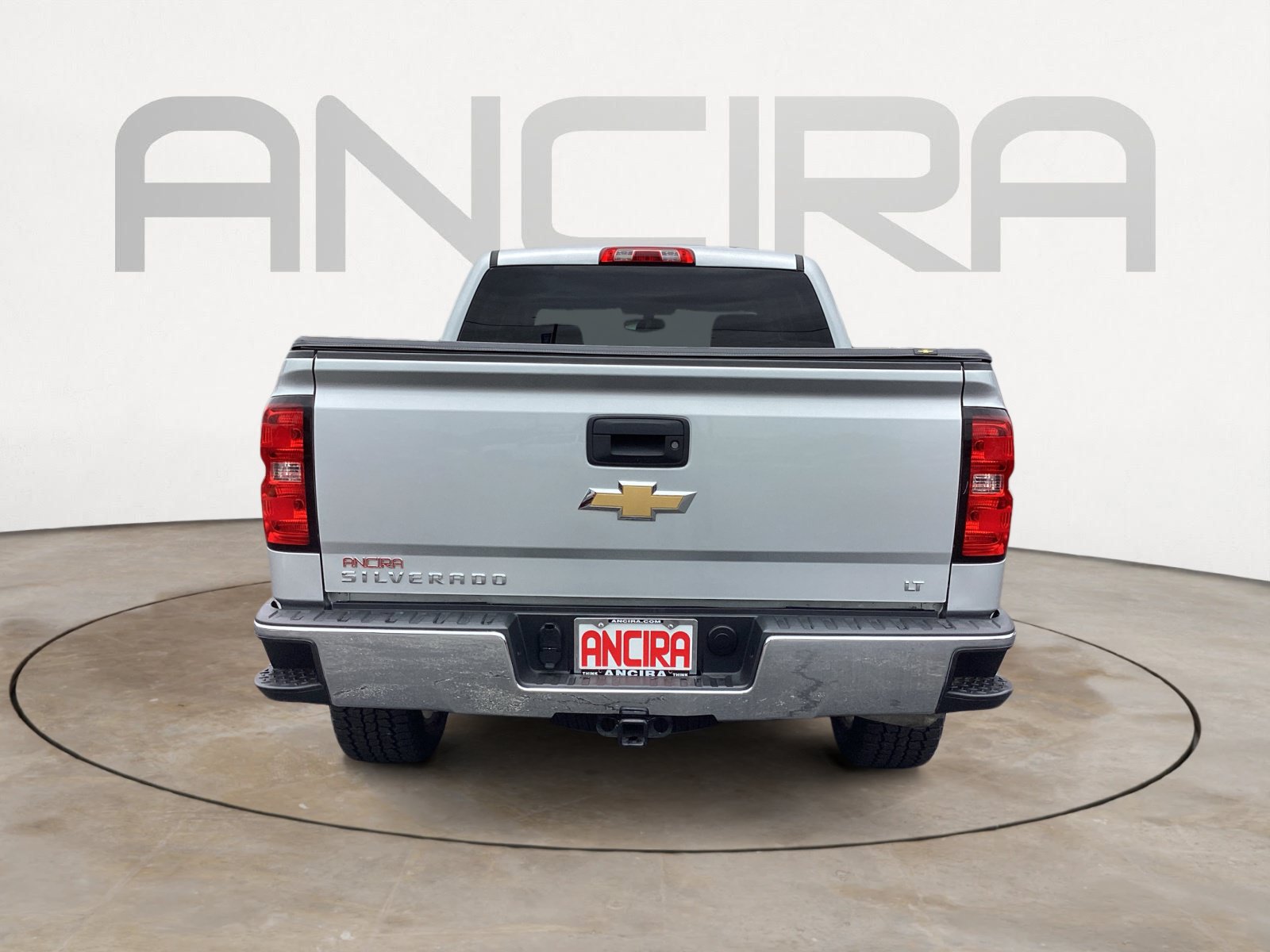 Used 2018 Chevrolet Silverado 1500 LT w/ Texas Edition RWD image 11