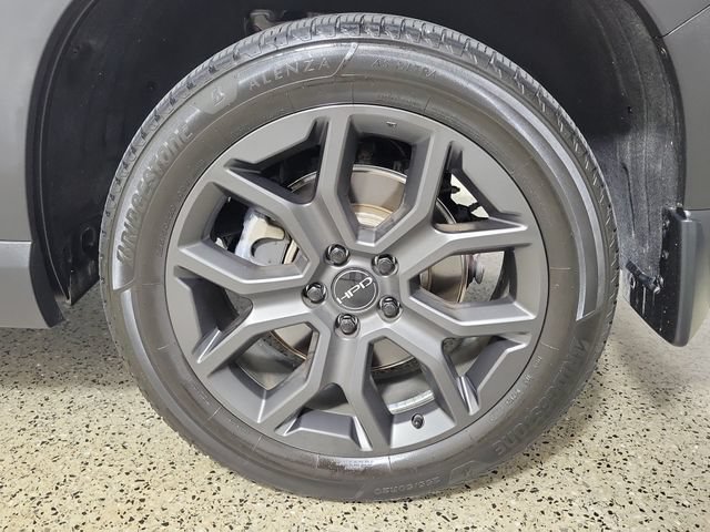 Used 2023 Honda Pilot Elite image 8