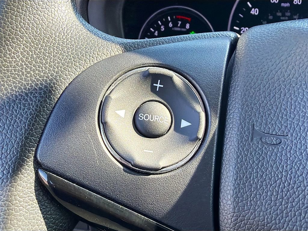 Used 2021 Honda HR-V LX image 31