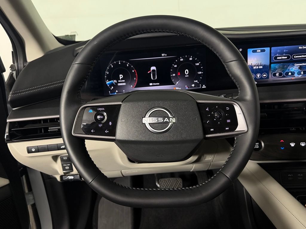 Used 2025 Nissan Murano SV AWD/4WD image 13