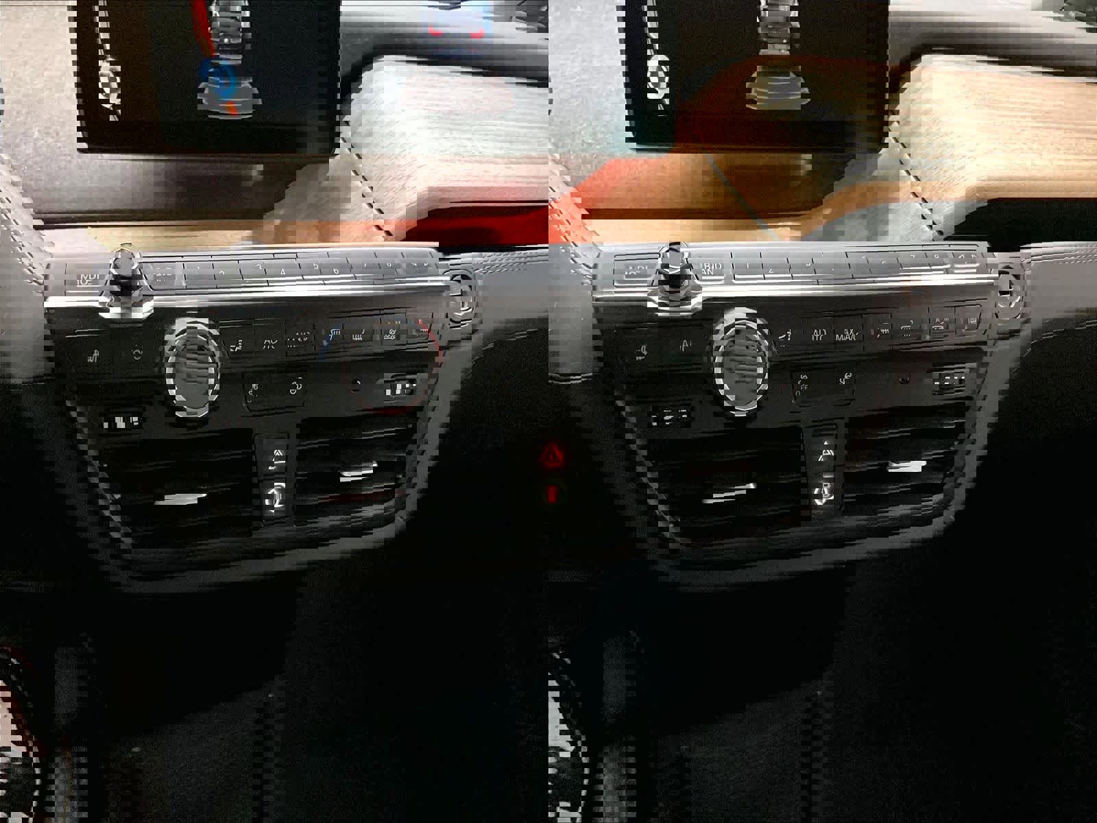 Used 2014 BMW i3 image 34