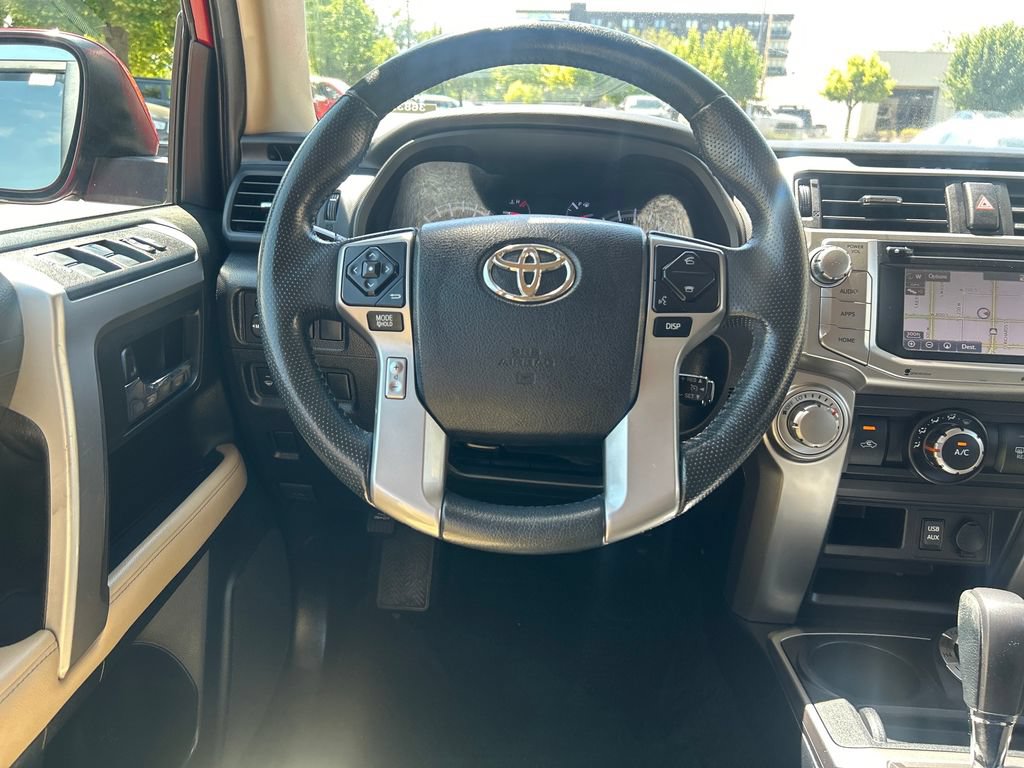 Used 2016 Toyota 4Runner SR5 AWD/4WD image 14