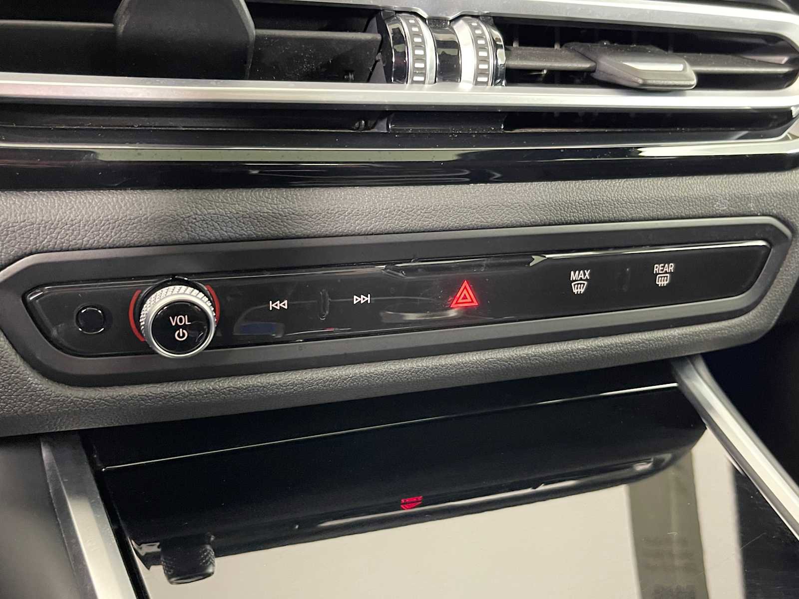 Certified 2023 BMW i4 eDrive40 image 27