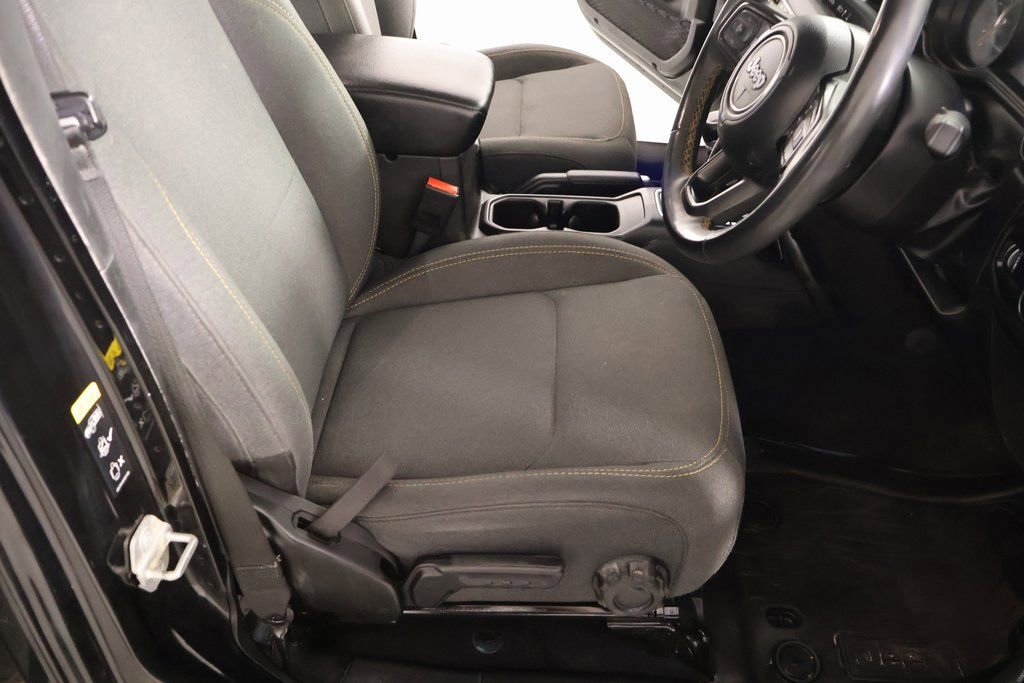 Used 2024 Jeep Wrangler Unlimited Sport w/ Convenience Group image 11