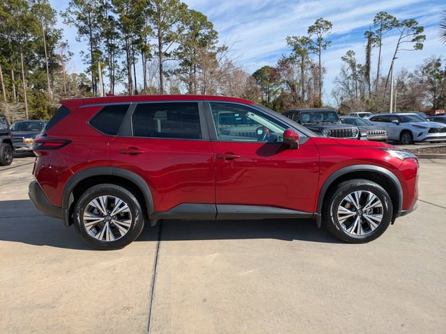 Used 2023 Nissan Rogue SV image 3