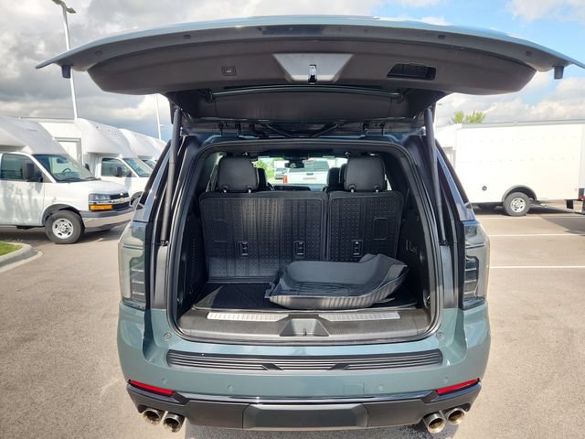 Used 2025 Chevrolet Tahoe Z71 w/ Z71 Off-Road Package AWD/4WD image 33