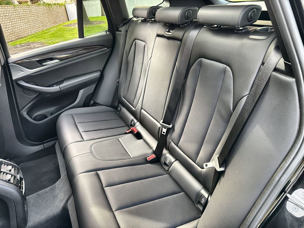 Used 2024 BMW X3 xDrive30i w/ Premium Essential Package image 25