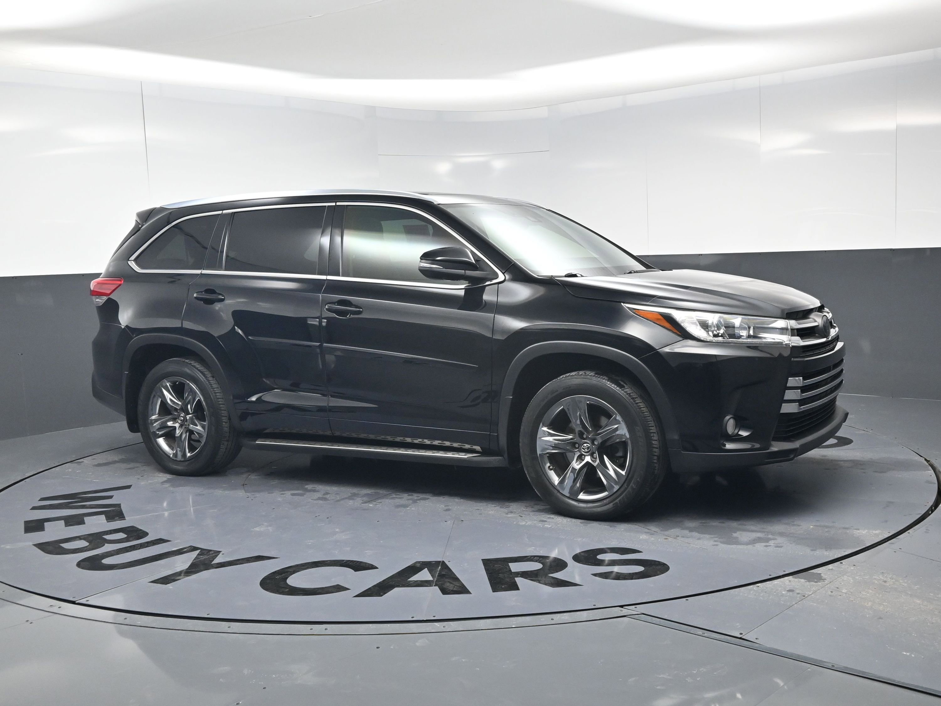 Used 2018 Toyota Highlander Limited Platinum w/ Protection Package #3 image 2