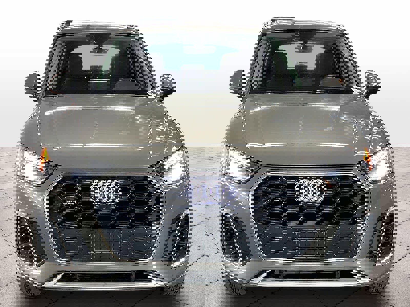 Certified 2023 Audi Q5 2.0T Premium Plus w/ Premium Plus Package image 3