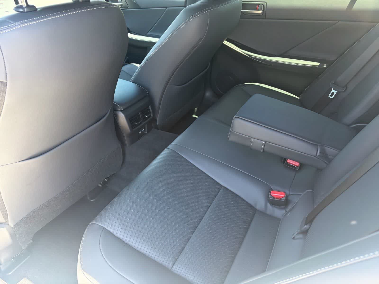 Used 2026 Lexus IS 350 F Sport AWD/4WD image 31