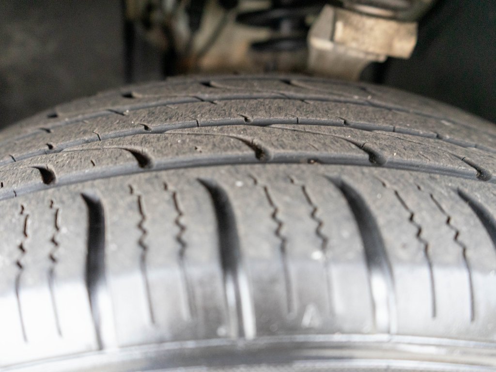 Used 2017 Mercedes-Benz GLC 300 4MATIC image 30