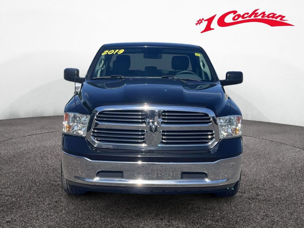Used 2019 RAM 1500 Tradesman w/ Chrome Appearance Group RWD image 11