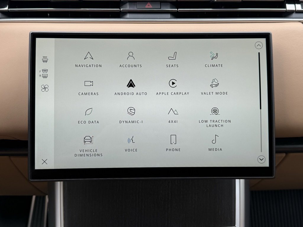 New 2025 Land Rover Range Rover Long Wheelbase SE image 23
