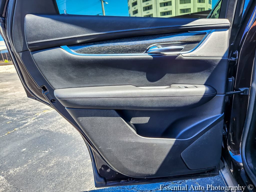 Certified 2021 Cadillac XT5 Premium Luxury AWD/4WD image 17