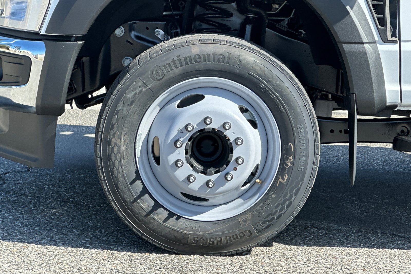 New 2026 Ford F450 2WD SuperCab Super Duty image 22